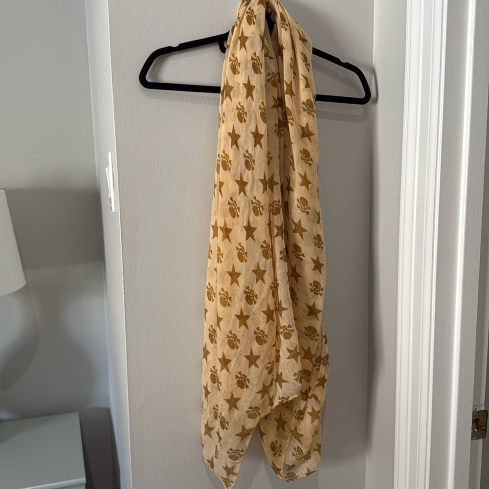 Tan/brown lightweight skull scarf